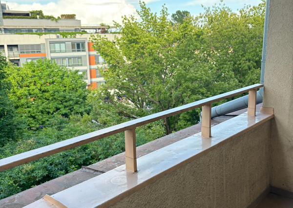 Priestranný 2-izbový byt, loggia, Nivy, 54 m2, vlastný kotol