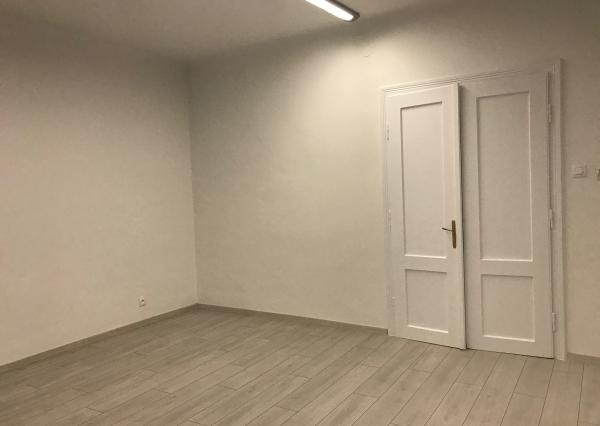 ARETÉ REAL - PRENÁJOM NÁDHERNÉHO 103m2 KANCELÁRSKEHO PRIESTORU V CENTRE PEZINKA, MOYZESOVA