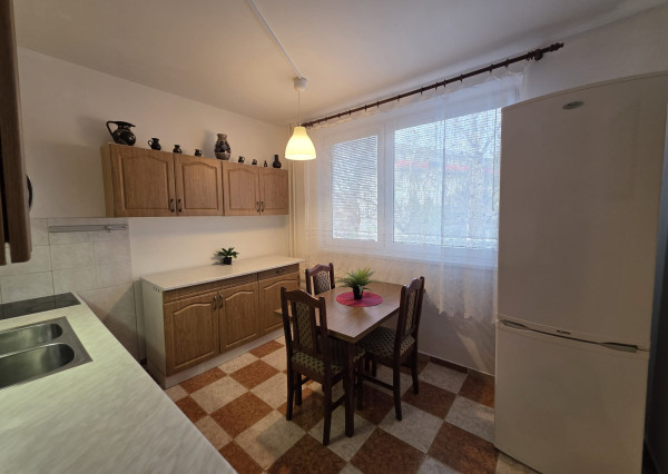 Areté real, Prenájom 2-izbového príjemného bytu s balkónom v Pezinku na Muškátovej ulici