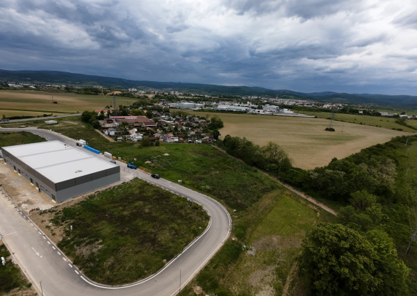 ARETÉ REAL - PREDAJ 2546 M2 POZEMKU V BUSINESS PARKU P1, PEZINOK, PRI MAJERI