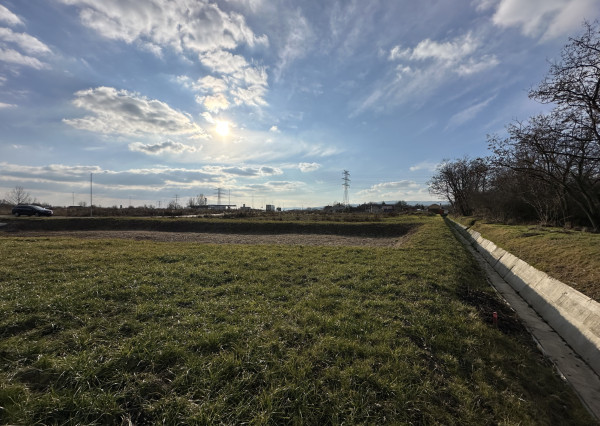 ARETÉ REAL - PREDAJ 2546 M2 POZEMKU V BUSINESS PARKU P1, PEZINOK, PRI MAJERI