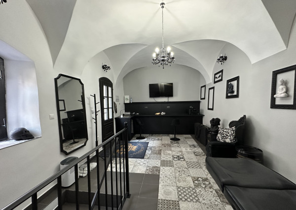 ARETÉ REAL - KOMERČNÝ PRIESTOR V CENTRE MESTA, PEZINOK, POTOČNÁ 1