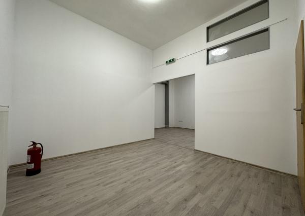 ARETÉ REAL - PRENÁJOM 75 m2 KOMERČNÉHO PRIESTORU V CENTRE, PEZINOK, JESENSKÉHO