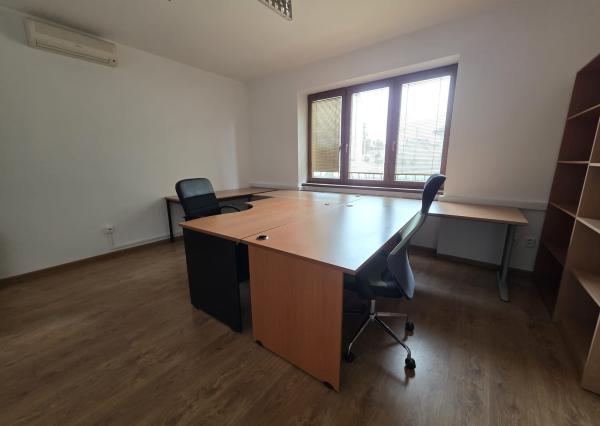 Areté real - Prenájom priestorov v centre Pezinka – vhodné na administratívu, služby alebo bývanie spojené s podnikaním