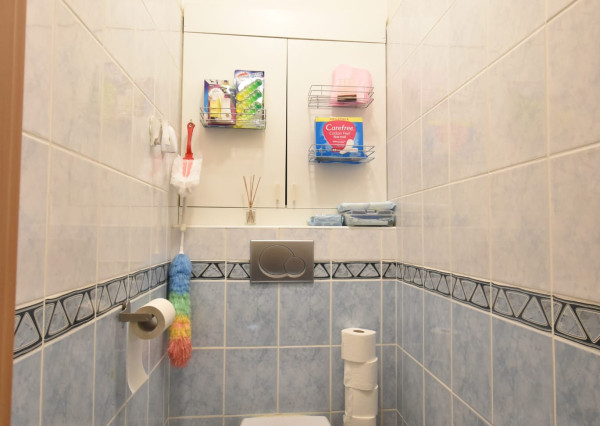 Areté real - Predaj výborne dispozične riešeného 2 -izbového bytu s balkónom v obľúbenej lokalite Muškát v Pezinku