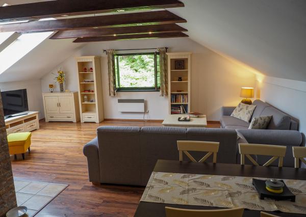 Areté real - Predaj nadštandardného apartmánu LUX s krbom a garážovým státím v rezorte Hrabovo, Ružomberok