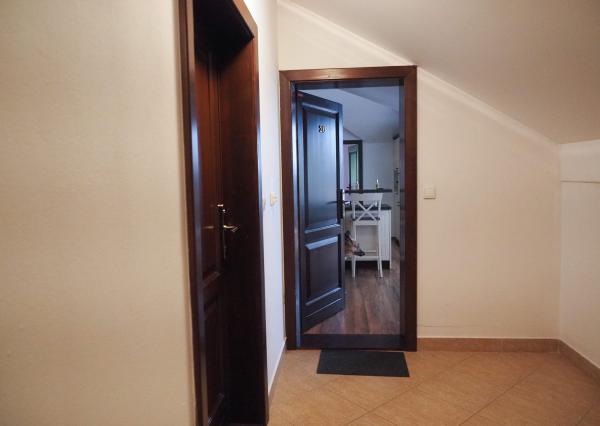 Areté real - Predaj nadštandardného apartmánu LUX s krbom a garážovým státím v rezorte Hrabovo, Ružomberok
