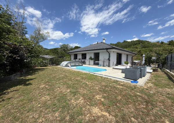 ARETÉ REAL - PREDAJ RODINNÉHO DOMU S BAZÉNOM, MODRA, FERDINANDA PÍSECKÉHO
