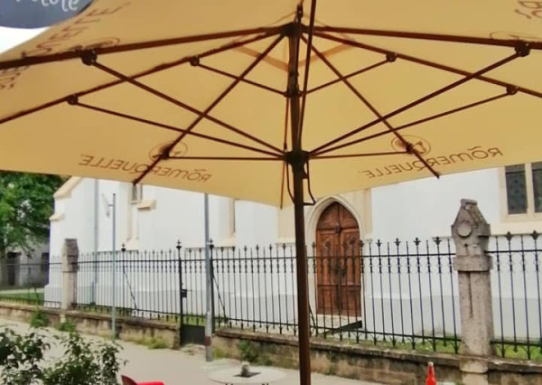 ARETÉ REAL – ODSTÚPENIE ZABEHNUTEJ ŠTÝLOVEJ KAVIARNE V CENTRE PEZINKA