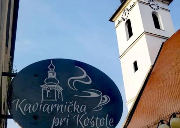 ARETÉ REAL – ODSTÚPENIE ZABEHNUTEJ ŠTÝLOVEJ KAVIARNE V CENTRE PEZINKA