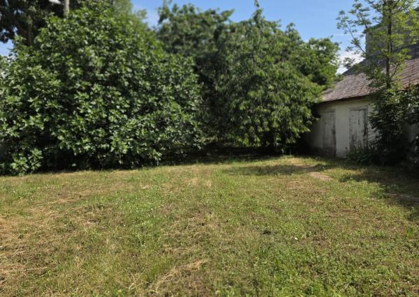 ARETÉ REAL - PREDAJ  POZEMKU  V PEZINKU S VEĽKORYSOU VÝMEROU 692 M2