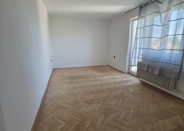 Areté real- Predaj výborne riešeného 3-izbového bytu s balkónom vo výbornej lokalite v centre Pezinka, Záhradná ul.