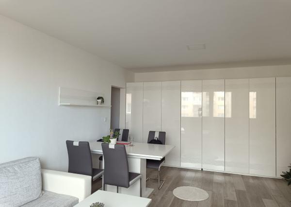 ARETÉ REAL-Prenájom-elegantného 2 izb. bytu v  Pezinku. Váš nový príbeh sa môže začať.