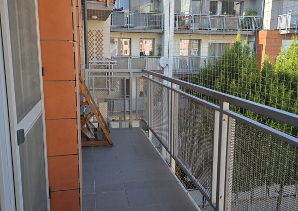 Areté real- Predaj výborne riešeného 2-izbového bytu s garážovým státím v dobrej lokalite, ul. Novomeského /byt.dom La Vita/, Pezinok
