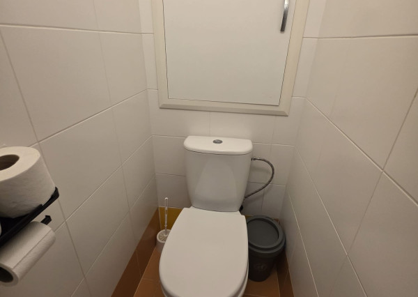 Areté real - Prenájom pekného, zariadeného 3-izbového bytu s priestrannou loggiou, Jurkovičova ul., Bratislava - Rača