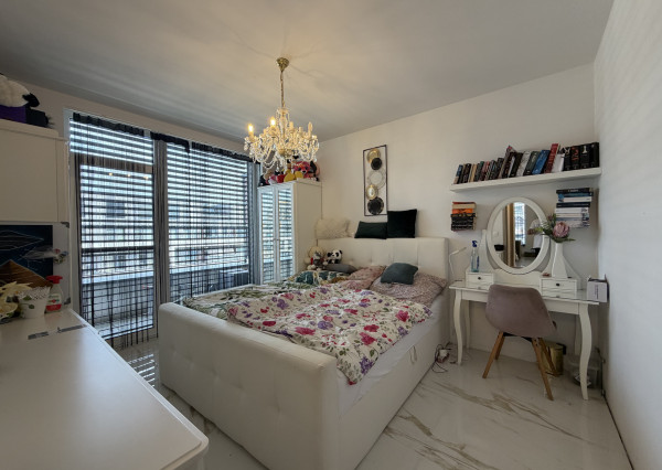 ARETÉ REAL – BYT S PRIESTRANNOU TERASOU A BALKÓNOM, SLNEČNICE