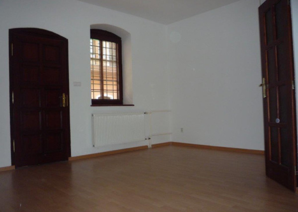 ARETÉ REAL - PRENÁJOM 19,50m2 KOMERČNÉHO PRIESTORU V CENTRE PEZINKA, M.R. ŠTEFÁNIKA