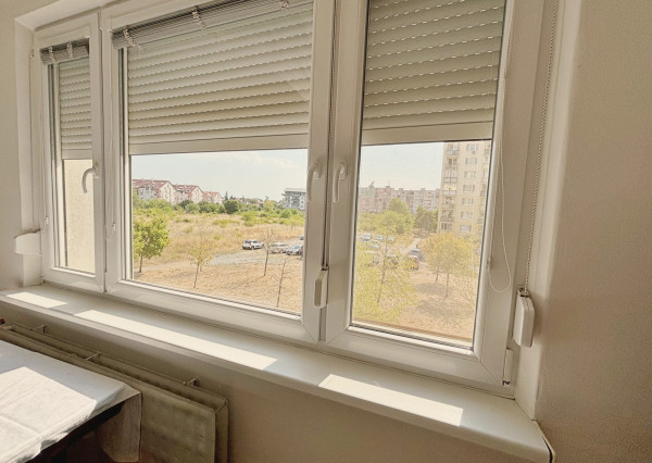 ARETÉ REAL- PONÚKAME NA PREDAJ PRIESTRANNÝ, SLNEČNÝ 1 IZB.BYT S LOGGIOU, PIVNICOU V PEZINKU, SÍDLISKO SEVER