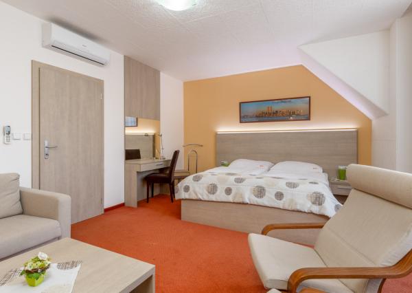 ARETÉ REAL - PREDAJ POLYFUNKČNEJ BUDOVY S VLASTNÝM PARKOVISKOM, PEZINOK CENTRUM