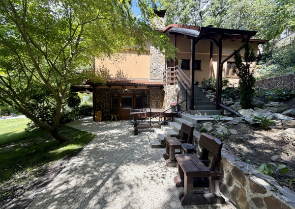 ARETÉ REAL – CHATA VHODNÁ AJ NA CELOROČNÉ BÝVANIE, PEZINOK, KUČIŠDORFSKÁ DOLINA