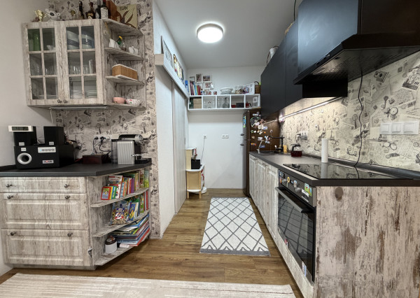 ARETÉ REAL – PREDAJ 2-IZBOVÉHO BYTU S BALKÓNOM A PARKOVANÍM, PEZINOK, LA VITA