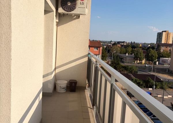 Areté real-prenájom slnečného 1 izbového bytu s loggiou v Pezinku-sídlisko Juh- vyhľadávaná loklalita.