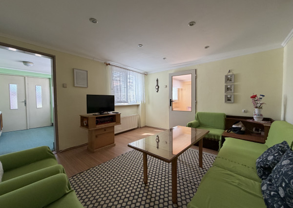 ARETÉ REAL - PREDAJ RODINNÉHO DOMU S GARÁŽOU, SLOVENSKÝ GROB, NOVÁ