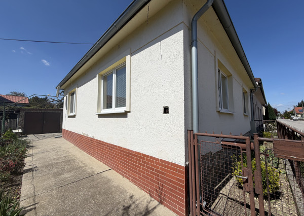 ARETÉ REAL - PREDAJ RODINNÉHO DOMU S GARÁŽOU, SLOVENSKÝ GROB, NOVÁ