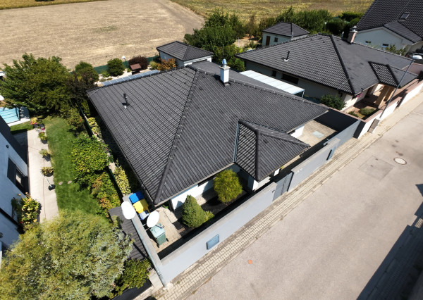 ARETÉ REAL – VKUSNÝ RD SO ZIMNOU ZÁHRADOU, TERASOU A GARÁŽOU, SLOVENSKÝ GROB, MONARI