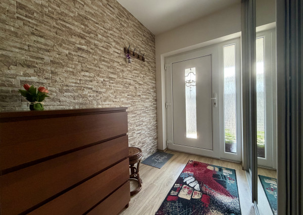 ARETÉ REAL – VKUSNÝ RD SO ZIMNOU ZÁHRADOU, TERASOU A GARÁŽOU, SLOVENSKÝ GROB, MONARI