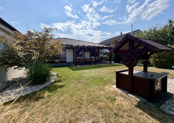 ARETÉ REAL – VKUSNÝ RD SO ZIMNOU ZÁHRADOU, TERASOU A GARÁŽOU, SLOVENSKÝ GROB, MONARI