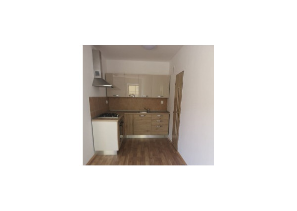 Areté real- Prenájom 2-izbového bytu s parkovacím miestom v centre Pezinka