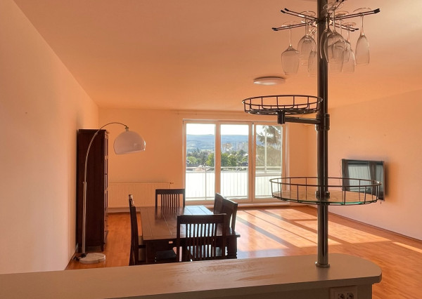 Areté real- Predaj výborne riešeného 3-izbového bytu s balkónom v centre mesta Pezinok