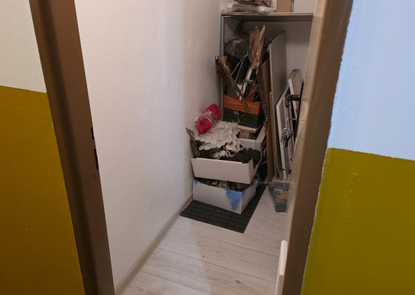 Bývajte v 1,5 izb. byte na Záhradnej ulici+kobka, centrum PK
