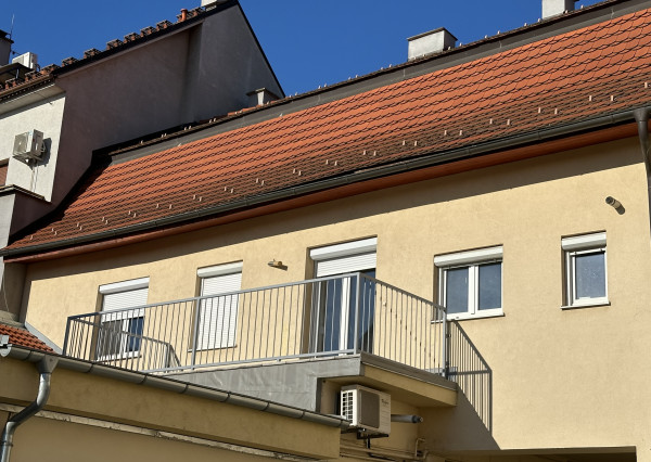 arete.sk - PRENÁJOM 2-IZBOVÉHO BYTU S TERASOU, PEZINOK, MOYZESOVA