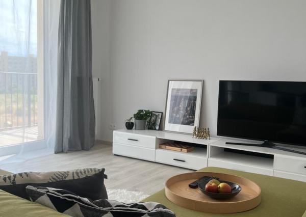 Areté real - Prenájom veľmi pekného zariadeného 2-izbového bytu  v Pezinku, ul. Dona Sandtnera