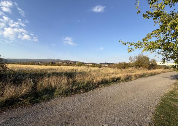 arete.sk - 7325m2 STEVEBNÝ POZEMOK PRE RODINNÝ DOM, VINOSADY, MUŠKÁTOVÁ