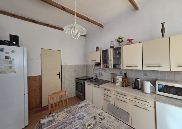 Areté real- Predaj dvojpodlažného rodinného domu s podpivničením v obci Šenkvice