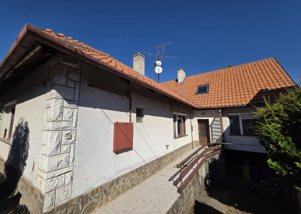 Areté real- Predaj dvojpodlažného rodinného domu s podpivničením v obci Šenkvice