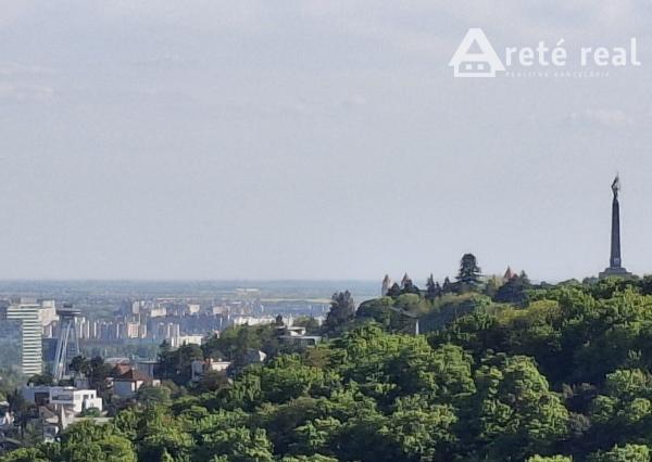 Areté real - Svetlý a priestranný 4-izbový byt s vynikajúcou dostupnosťou