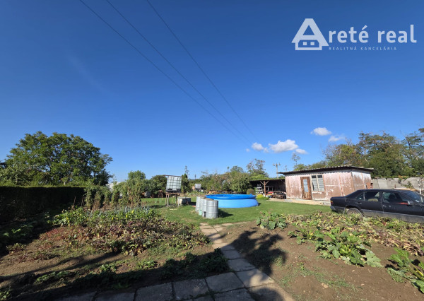 Areté real - predaj pozemku 1 059 m2 - Pezinok - Talihov dvor
