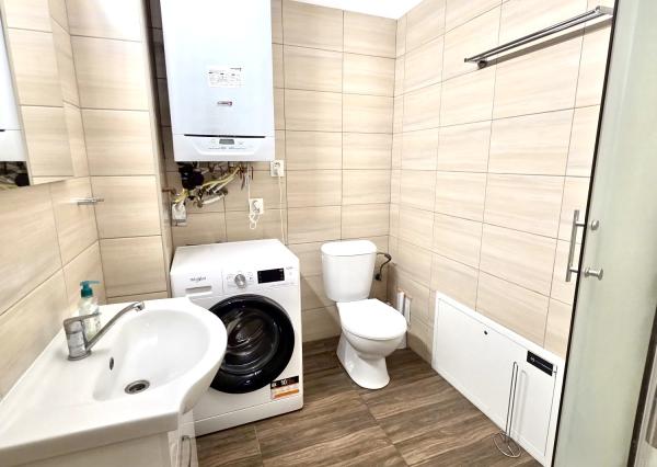 Areté real - prenájom 2izb.byt-vlastné parkovanie-centrum PK