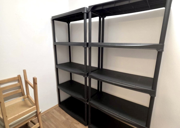 Areté real - prenájom 2izb.byt-vlastné parkovanie-centrum PK