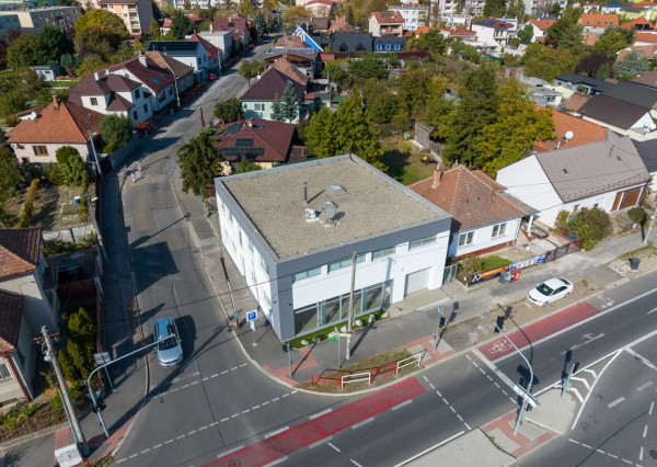 ARETÉ REAL – NOVOSTAVBA, 224m2 KOMERČNÝ PRIESTOR NA TOP MIESTE, PEZINOK, BRATISLAVSKÁ