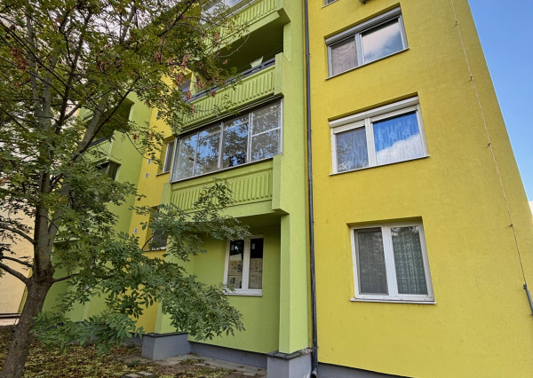 Areté real - Predaj 3-izbového bytu v Modre so zasklenou, zateplenou a vykurovanou loggiou