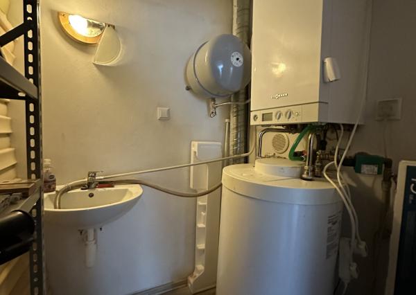 ARETÉ REAL – PREDAJ 4-IZBOVÉHO MEZONETOVÉHO BYTU SO ZÁHRADKOU A PARKOVANÍM V CENTRE MESTA, PEZINOK, HOLUBYHO