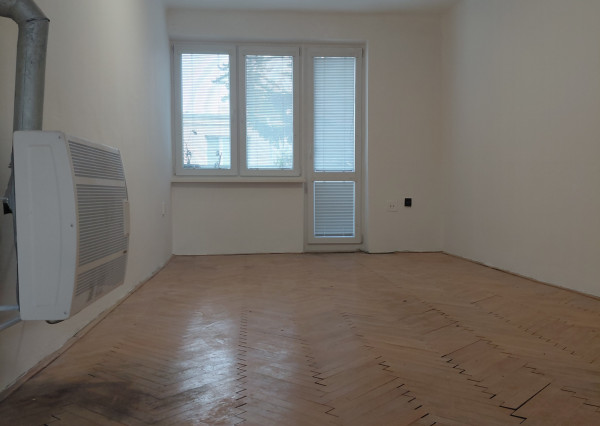 ARETÉ REAL- PREDAJ TEHLOVÉHO 3IZB.BYTU V MODRE, CENTRUM NA SKOK, BALKÓN A MUROVANÁ PIVNICA