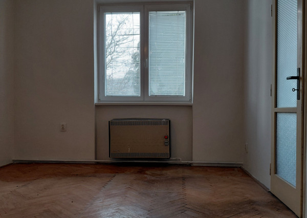 ARETÉ REAL- PREDAJ TEHLOVÉHO 3IZB.BYTU V MODRE, CENTRUM NA SKOK, BALKÓN A MUROVANÁ PIVNICA