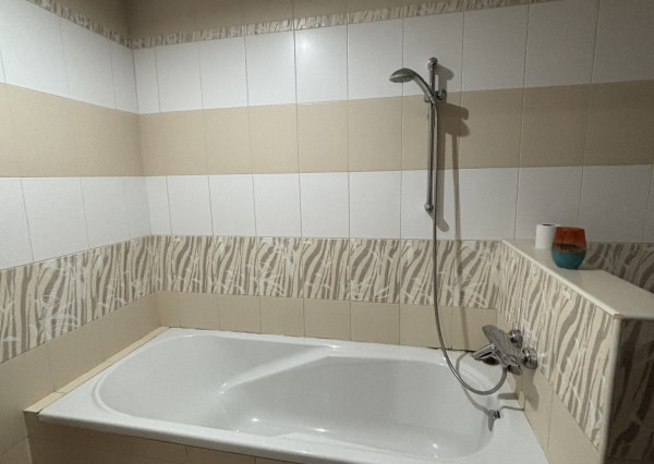 ARETÉ REAL- PREDAJ TEHLOVÉHO 3,5 IZB.BYTU V PEZINKU, NA SKOK CENTRUM, SLNEČNÝ S VEĽKORYSOU VÝMEROU,BALKÓN