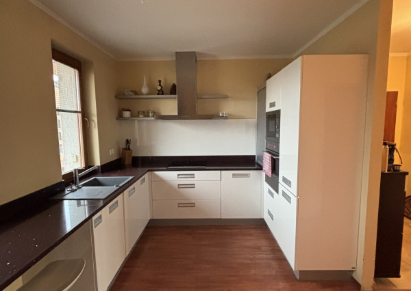 ARETÉ REAL- PREDAJ TEHLOVÉHO 3,5 IZB.BYTU V PEZINKU, NA SKOK CENTRUM, SLNEČNÝ S VEĽKORYSOU VÝMEROU,BALKÓN